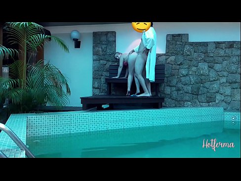 ❤️ Bulla ancillam ad piscinam invitat, sed fervido resistere non potuit at la.goodseller.top